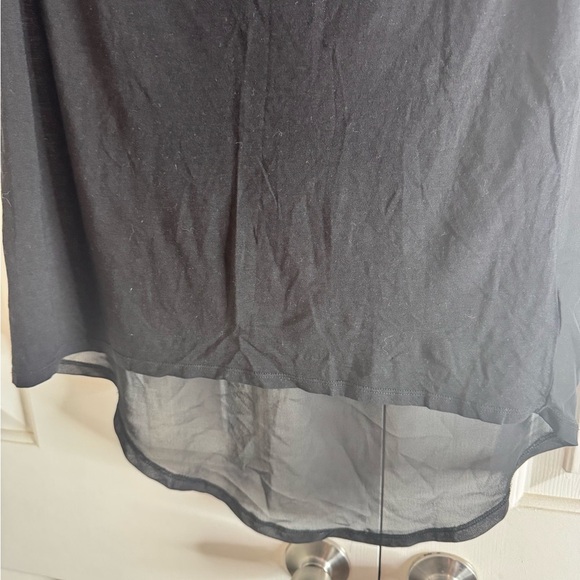 Women’s Black Sleeveless Studded Shear Hem Top Size Medium - Picture 4 of 9